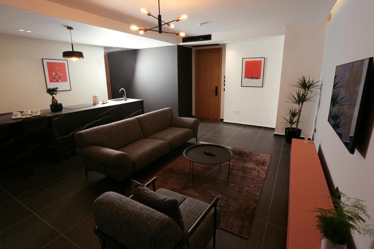 Hotel 12 Gjakova Bagian luar foto
