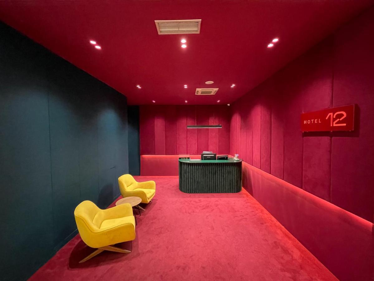 Hotel 12 Gjakova Bagian luar foto