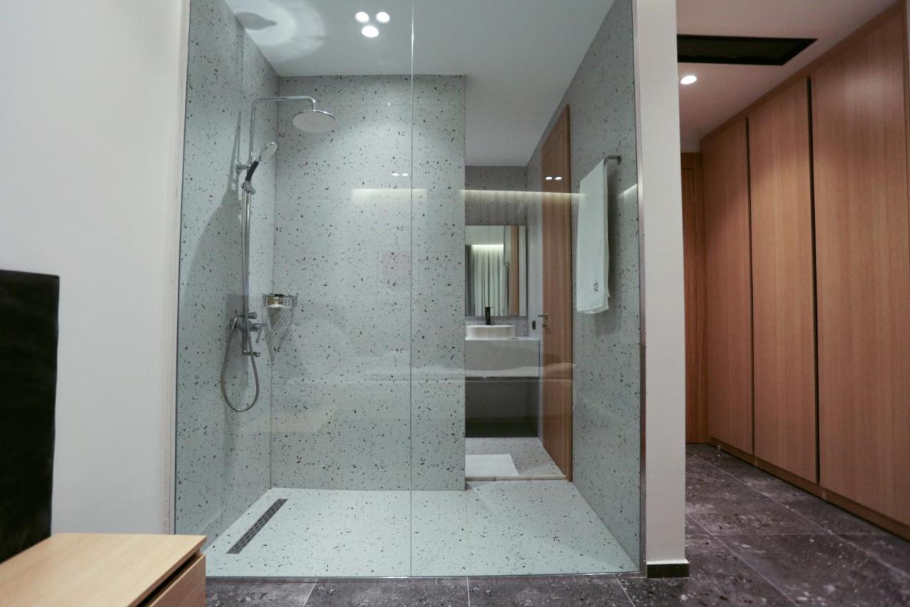 Hotel 12 Gjakova Bagian luar foto