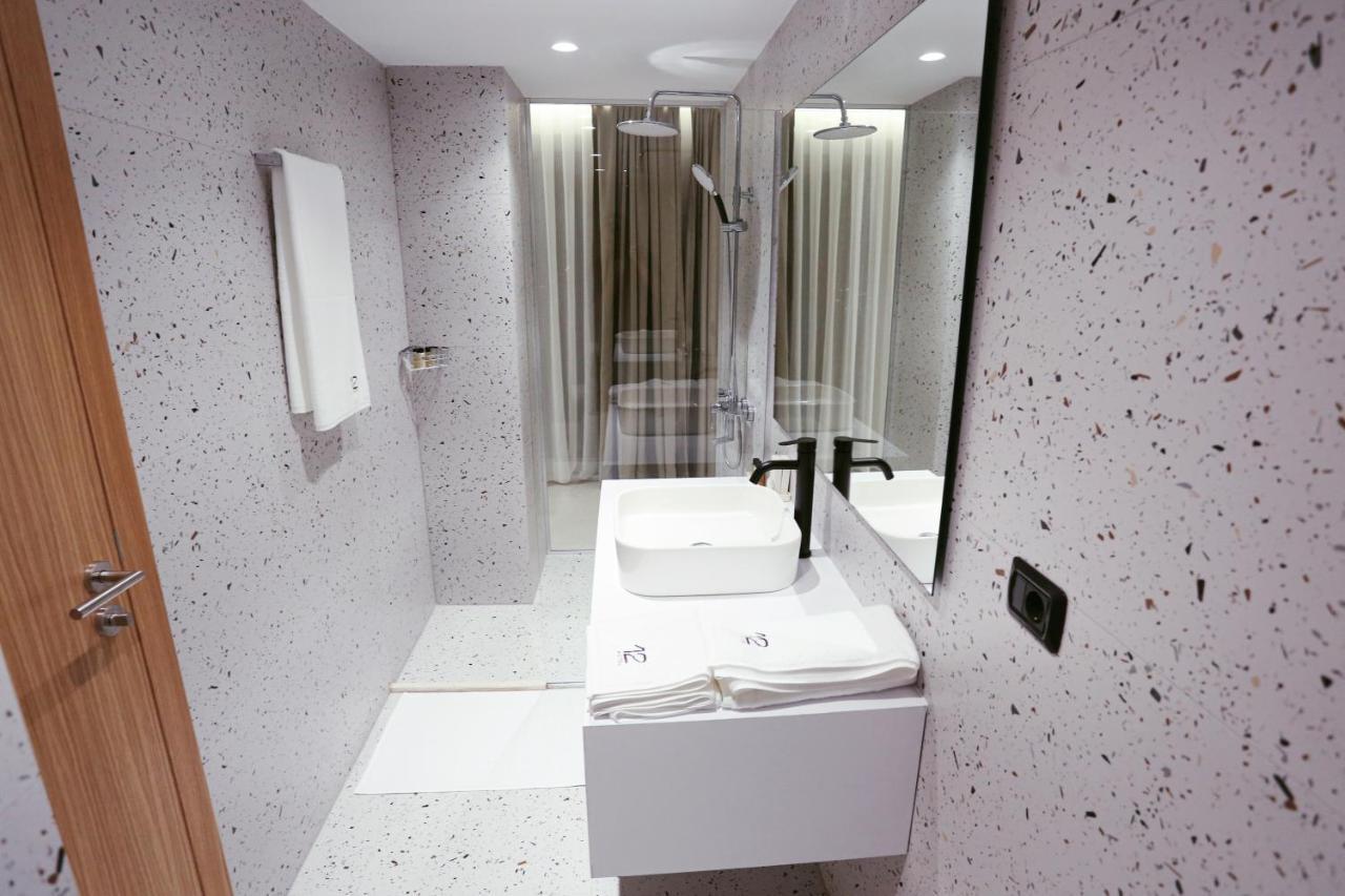 Hotel 12 Gjakova Bagian luar foto